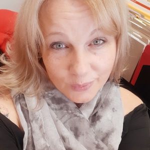 Meet your Posher, Angel